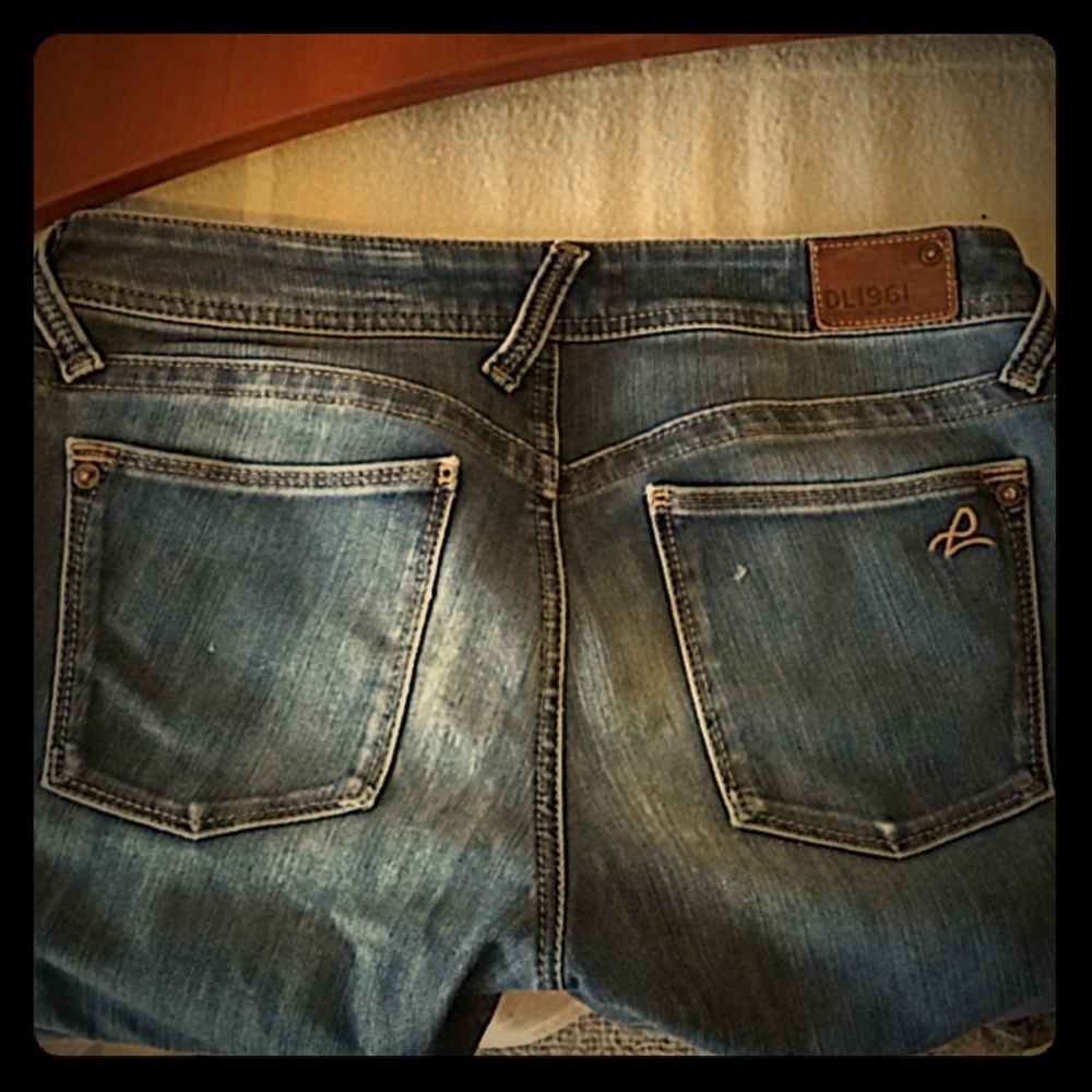 Express DL1961 premium denim Jean's